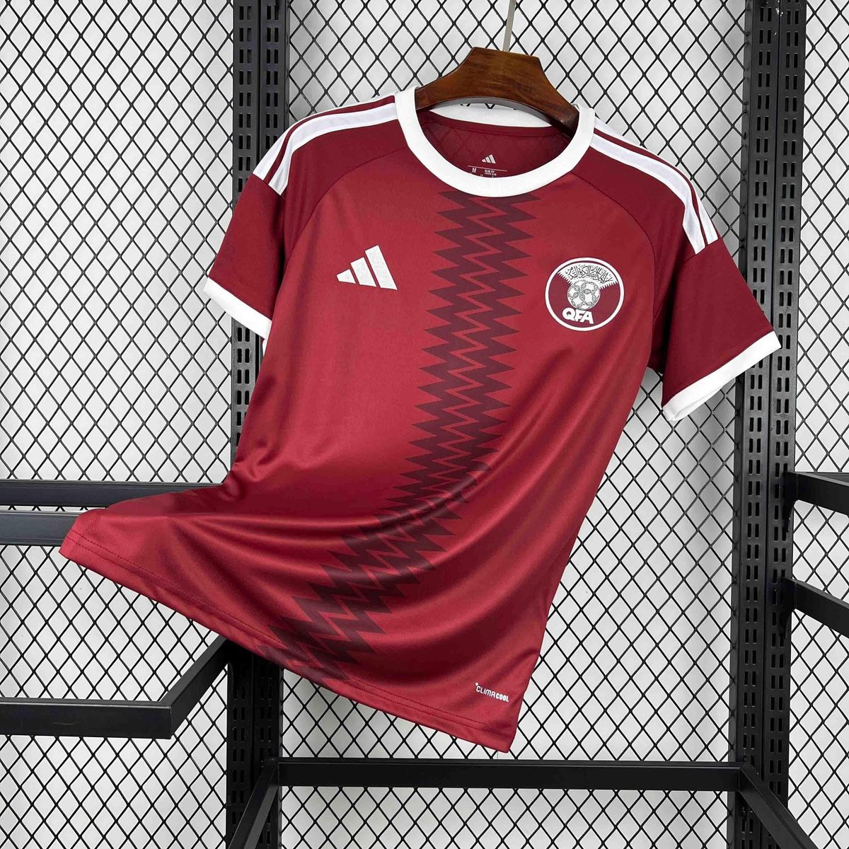 Maillot Qatar Domicile 2026 : vue avant